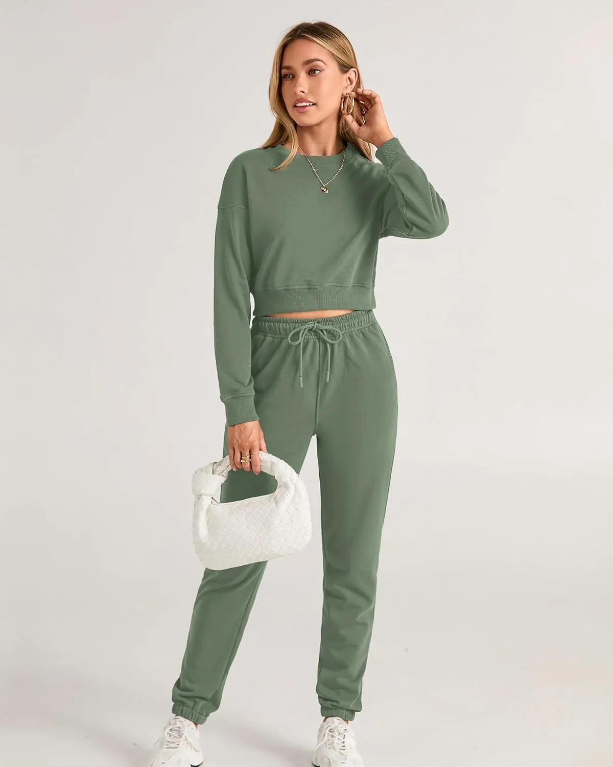 BTFBM Women 2 Piece Outfits Long Sleeve Crop Top Pullover Drawstring Pant Jogger Set Casual Sweatsuits Tracksuit Pockets
