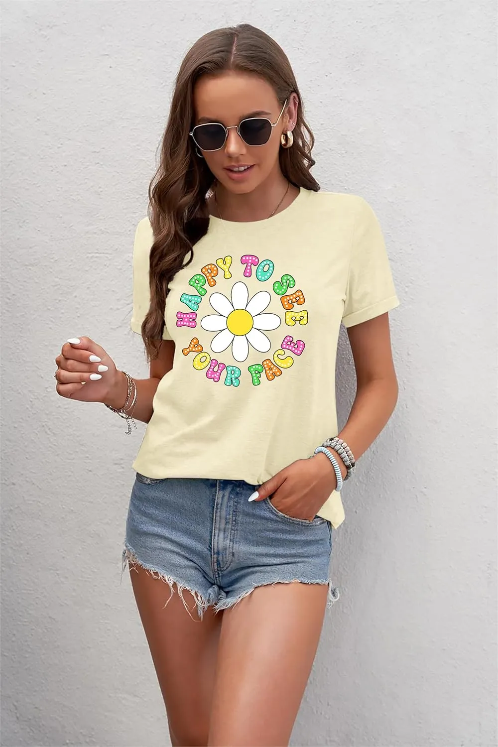 Happy to See Your Face Shirt: Women Funny Teacher T-Shirt First Day of School Shirts Groovy Back to School Tee Top